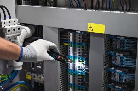 TESTER NAPIĘCIA GVD 1000-17