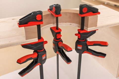 ŚCISK UNIWERSALNY JEDNORĘCZNY SZYBKOMOCUJĄCY OBRO. 300*80MM BESSEY ŚCISK UNIWERSALNY JEDNORĘCZNY SZYBKOMOCUJĄCY OBRO. 300*80MM BESSEY