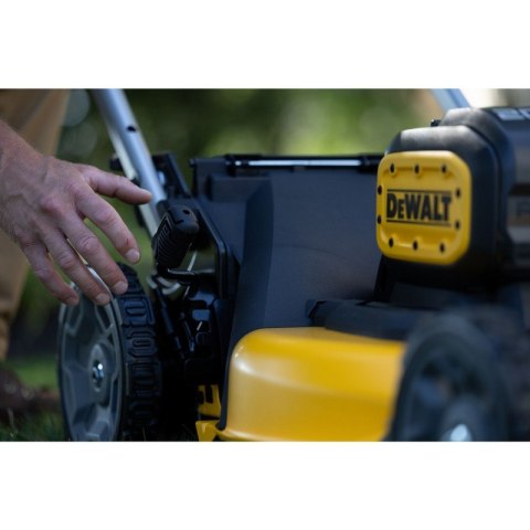 KOSIARKA DO TRAWY AKUMULATOROWA 53CM 2*18V 0*AH DEWALT KOSIARKA DO TRAWY AKUMULATOROWA 53CM 2*18V 0*AH DEWALT