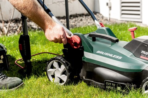 KOSIARKA DO TRAWY AKUM. 36CM RM 36-18 LTX BL 36 2*5.2AH METABO KOSIARKA DO TRAWY AKUM. 36CM RM 36-18 LTX BL 36 2*5.2AH METABO