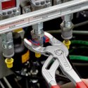SZCZYPCE DO SYFONÓW SANITARNYCH I ZŁĄCZY 250MM KNIPEX