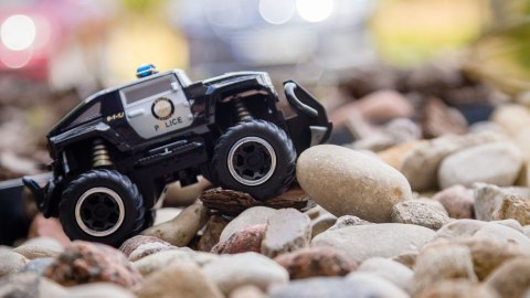 Mini samochód zdalnie sterowany REBEL POLICE Mini samochód zdalnie sterowany REBEL POLICE