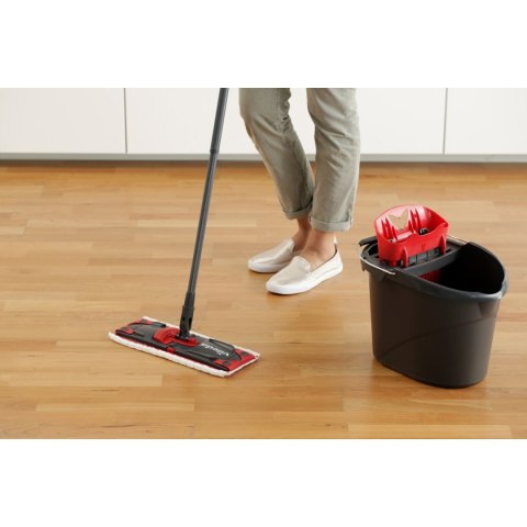 Mop płaski z drążkiem teleskopowym Vileda Ultramax XL Mop płaski z drążkiem teleskopowym Vileda Ultramax XL