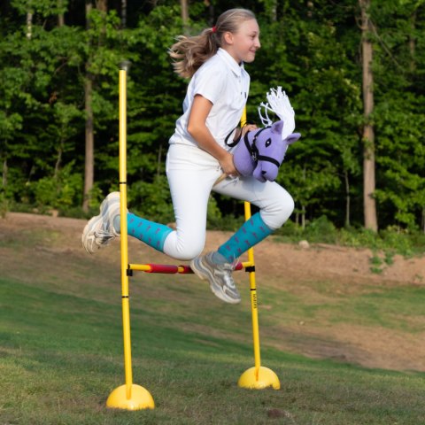 Hobby Horse Skippi A5 - koń na kiju - lawendowy fioletowy - kantar i wodze Hobby Horse Skippi A5 - koń na kiju - lawendowy fioletowy - kantar i wodze