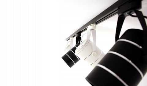 Lampa sklepowa led reflektor szynowy jednofazowy czarny 30w 2550 lm światło ciepłe 3000k Lampa sklepowa led reflektor szynowy jednofazowy czarny 30w 2550 lm światło ciepłe 3000k