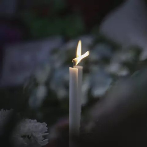 Świeca stożek biała - zestaw 40 szt. Świeca stożek biała - zestaw 40 szt.