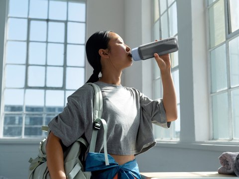 Butelka filtrująca Brita Active pastelowy błękit 2 dyski Butelka filtrująca Brita Active pastelowy błękit 2 dyski