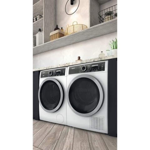 Suszarka z pompą ciepła HOTPOINT H8 D94WB EU Suszarka z pompą ciepła HOTPOINT H8 D94WB EU