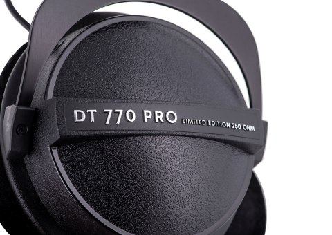 Beyerdynamic DT 770 PRO 250 OHM BLACK LIMITED EDITION - Słuchawki studyjne zamknięte Beyerdynamic DT 770 PRO 250 OHM BLACK LIMITED EDITION - Słuchawki studyjne zamknięte