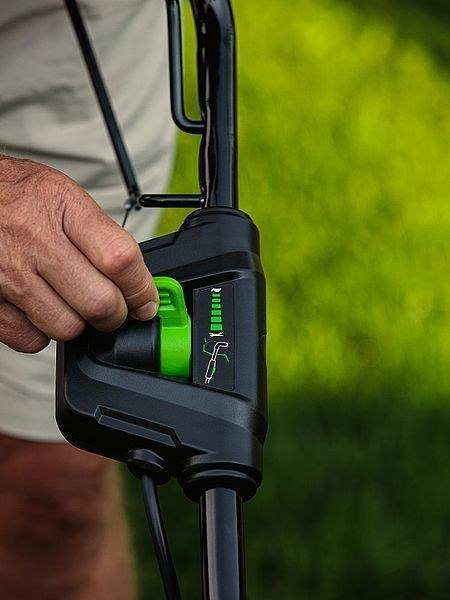 40V Kosiarka 46cm z napędem GREENWORKS GD40LM46SP - 2506807 40V Kosiarka 46cm z napędem GREENWORKS GD40LM46SP - 2506807