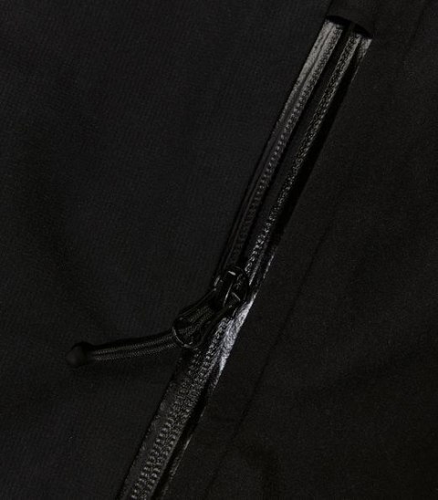 Kurtka z membraną Berghaus RIDGE-SEEKER GTX JKT BLK/BLK roz. L Kurtka z membraną Berghaus RIDGE-SEEKER GTX JKT BLK/BLK roz. L