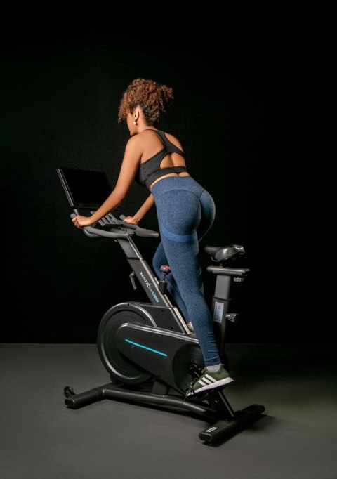 Rower stacjonarny, magnetyczny OVICX Q200X z ekranem dotykowym 15,6" TFT, WIFI bluetooth&app (WYPRZEDAŻ) Rower stacjonarny, magnetyczny OVICX Q200X z ekranem dotykowym 15,6" TFT, WIFI bluetooth&app (WYPRZEDAŻ)