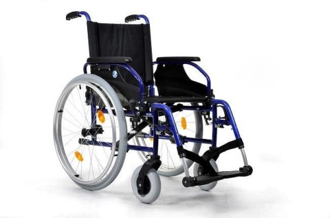 Wózek ze stopów lekkich - model D200 szer. siedz. wózka inw. - 42 cm Wózek ze stopów lekkich - model D200 szer. siedz. wózka inw. - 42 cm