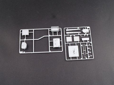 Model plastikowy chtz s-65 rosyjski ciągnik Model plastikowy chtz s-65 rosyjski ciągnik