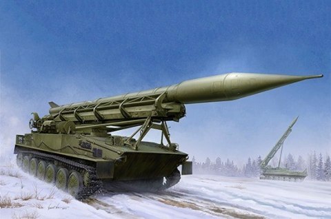 Model plastikowy wyrzutnia 2p16 z pociskiem 2k6 luna Model plastikowy wyrzutnia 2p16 z pociskiem 2k6 luna