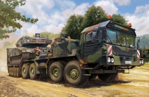 Model plastikowy slt-56 tractor with 56t semi trailer