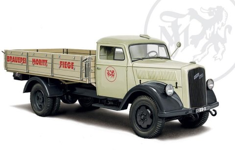 Model plastikowy opel blitz classic truck 1/24 Model plastikowy opel blitz classic truck 1/24