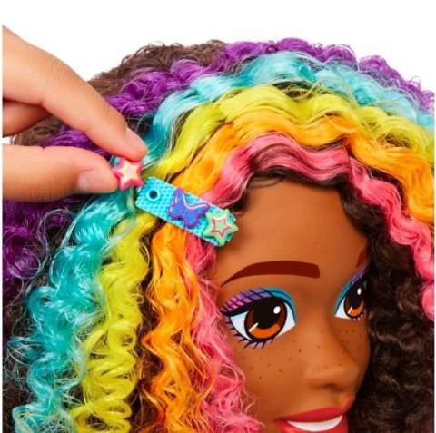 Barbie głowa do stylizacji neonowa tęcza kręcone włosy Barbie głowa do stylizacji neonowa tęcza kręcone włosy