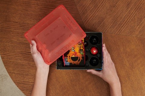 Zestaw figurek bakugan puszka kolekcjonera Zestaw figurek bakugan puszka kolekcjonera