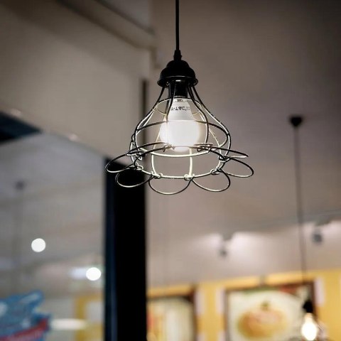 Żarówka LED V-TAC 3,7W E14 Kulka P45 VT-1819-N 3000K 320lm Żarówka LED V-TAC 3,7W E14 Kulka P45 VT-1819-N 3000K 320lm