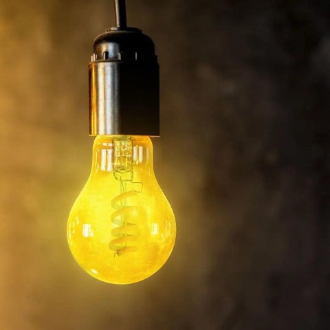 Żarówka LED V-TAC 4W E27 A60 spiral filament VT-2164-N 3000K 300lm 2 lata Gwarancji