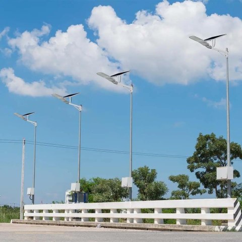 Naświetlacz Oprawa Uliczna LED Solarna V-TAC SAMSUNG CHIP 50W Biała IP65 LiFePo4 VT-ST303 4000K 3000lm 3 Lata Gwarancji Naświetlacz Oprawa Uliczna LED Solarna V-TAC SAMSUNG CHIP 50W Biała IP65 LiFePo4 VT-ST303 4000K 3000lm 3 Lata Gwarancji