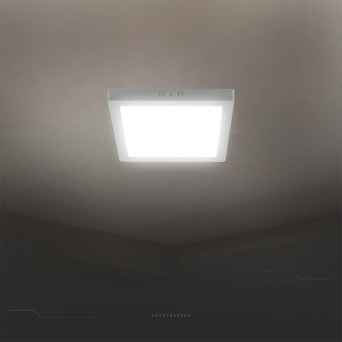 Panel LED V-TAC Natynkowy Premium Downlight 12W Kwadrat 170x170 VT-60012 4000K 1200lm Panel LED V-TAC Natynkowy Premium Downlight 12W Kwadrat 170x170 VT-60012 4000K 1200lm