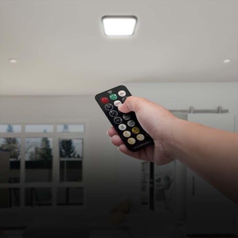 Plafon V-TAC 18W LED Kwadrat 30x30cm Natynkowy Pilot Czujnik Ruchu IP44 Czarny VT-8618S 4000K 1830lm Plafon V-TAC 18W LED Kwadrat 30x30cm Natynkowy Pilot Czujnik Ruchu IP44 Czarny VT-8618S 4000K 1830lm