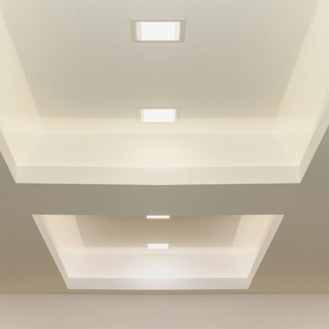 Panel Wpuszczany V-TAC 6W LED SAMSUNG CHIP Kwadrat 120x120mm VT-61006SQ-S 3000K 660lm Panel Wpuszczany V-TAC 6W LED SAMSUNG CHIP Kwadrat 120x120mm VT-61006SQ-S 3000K 660lm